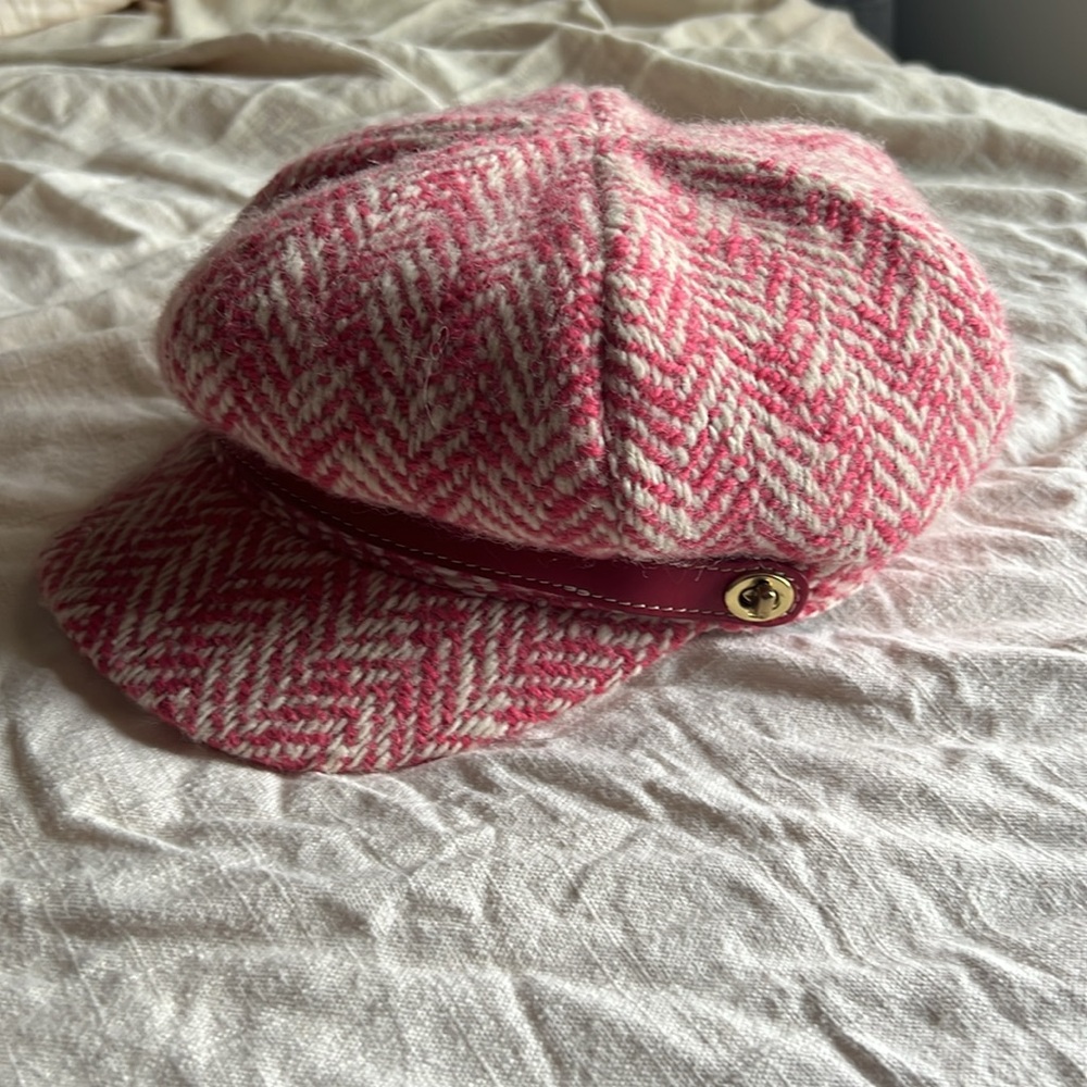 Cute Coach Set Black and Hot Pink Quilted Jacket XL and Tweed Cap M/L - Picture 14 of 16
